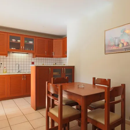 Vivi's Appartement Agia Efimia