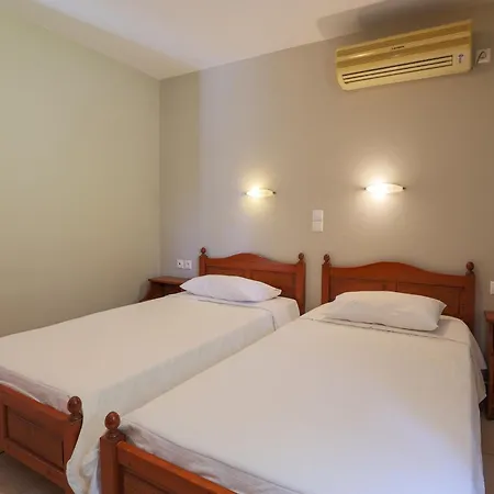 Vivi's * Agia Efimia